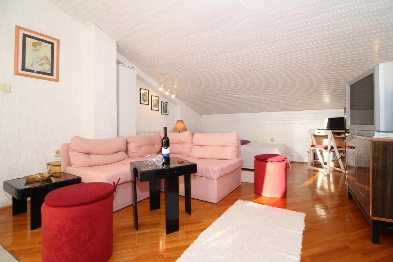 Apartment Ruza 2021 เปรมันตูรา ภายนอก รูปภาพ